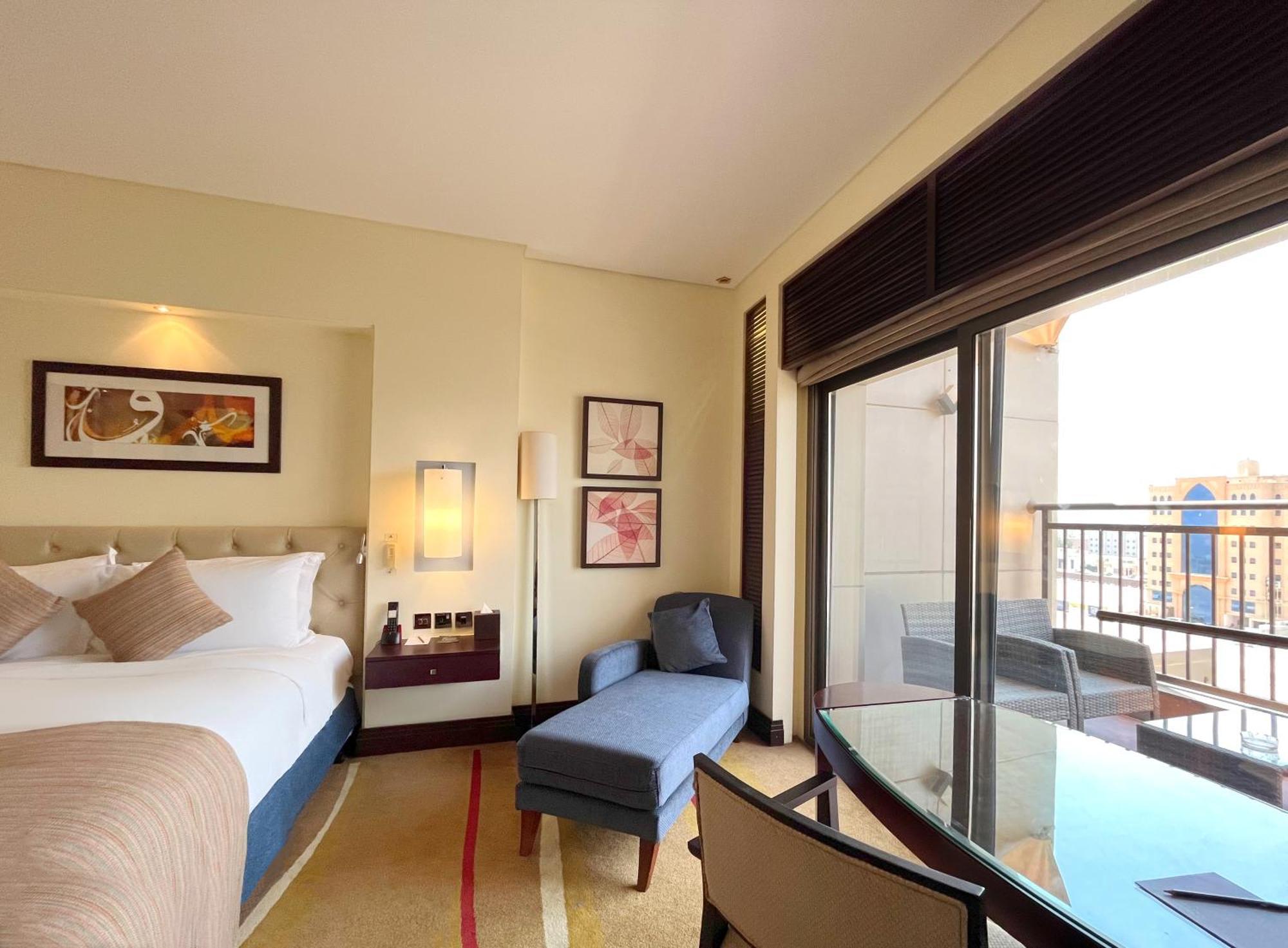 Отель Sofitel Al Khobar The Corniche Экстерьер фото A room at the Taj Bengal