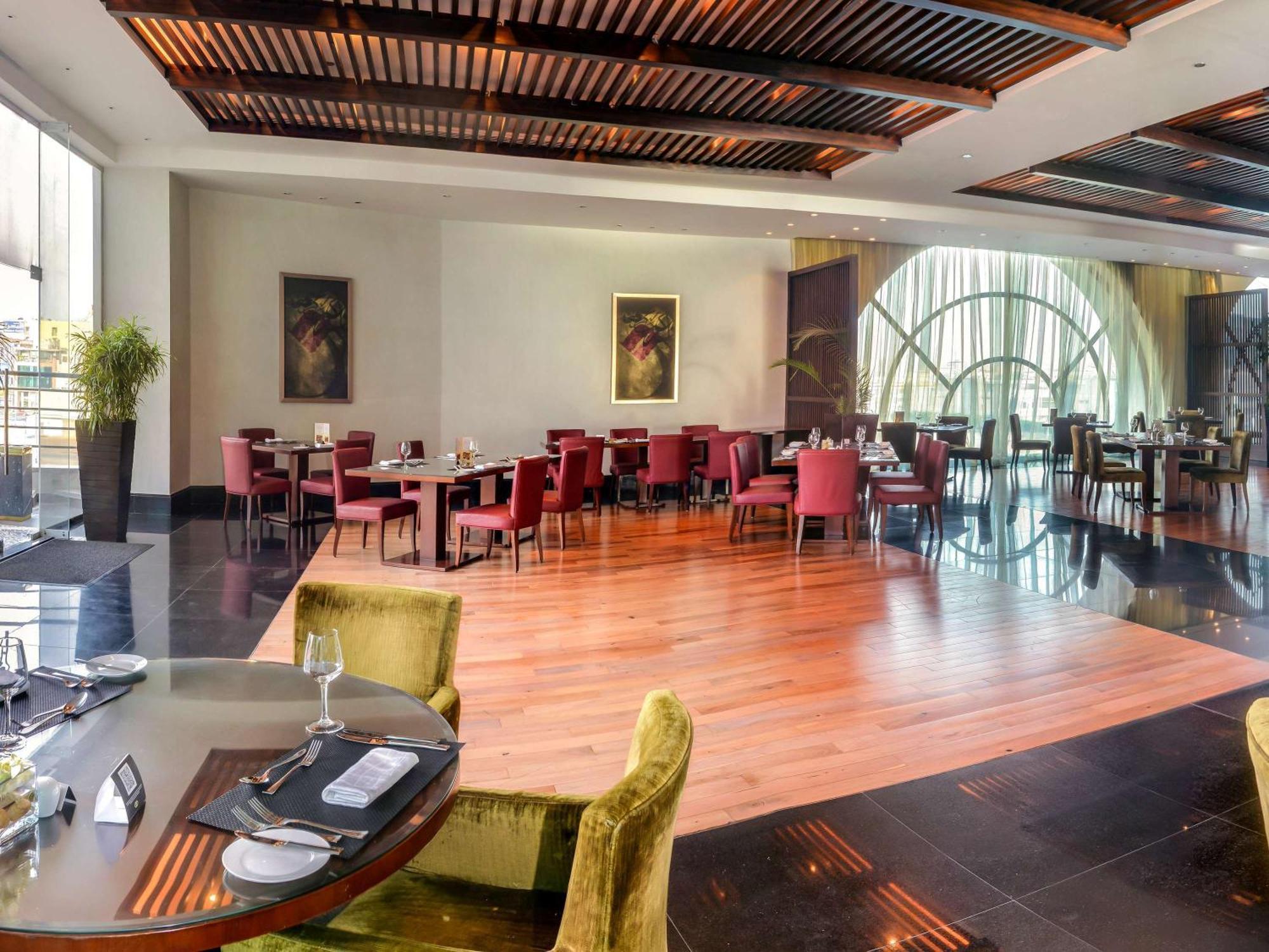 Отель Sofitel Al Khobar The Corniche Экстерьер фото The restaurant